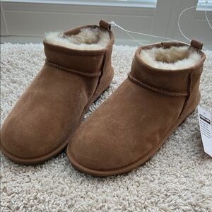 Kirkland Kids Shearling Brown Boots - NWT - Kids US Size 2